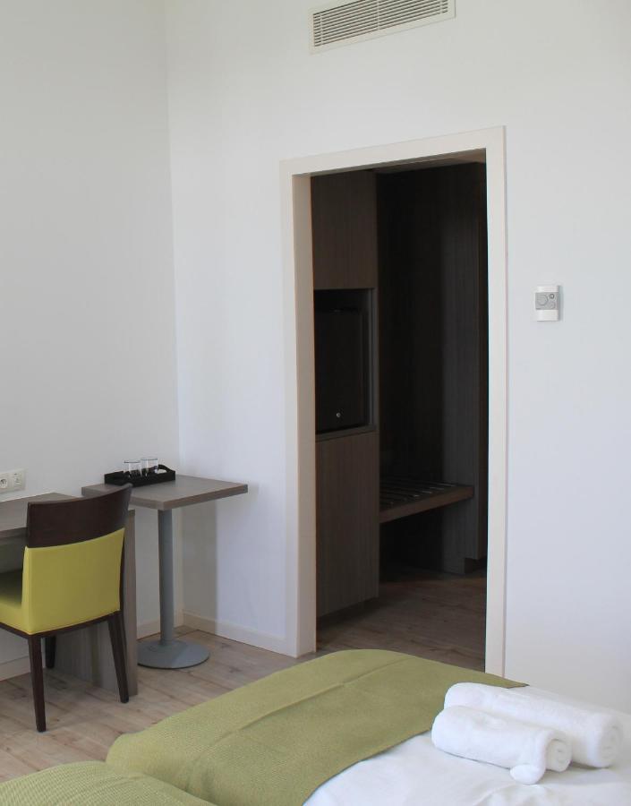 Mondo Hotel Tubize Eksteriør bilde
